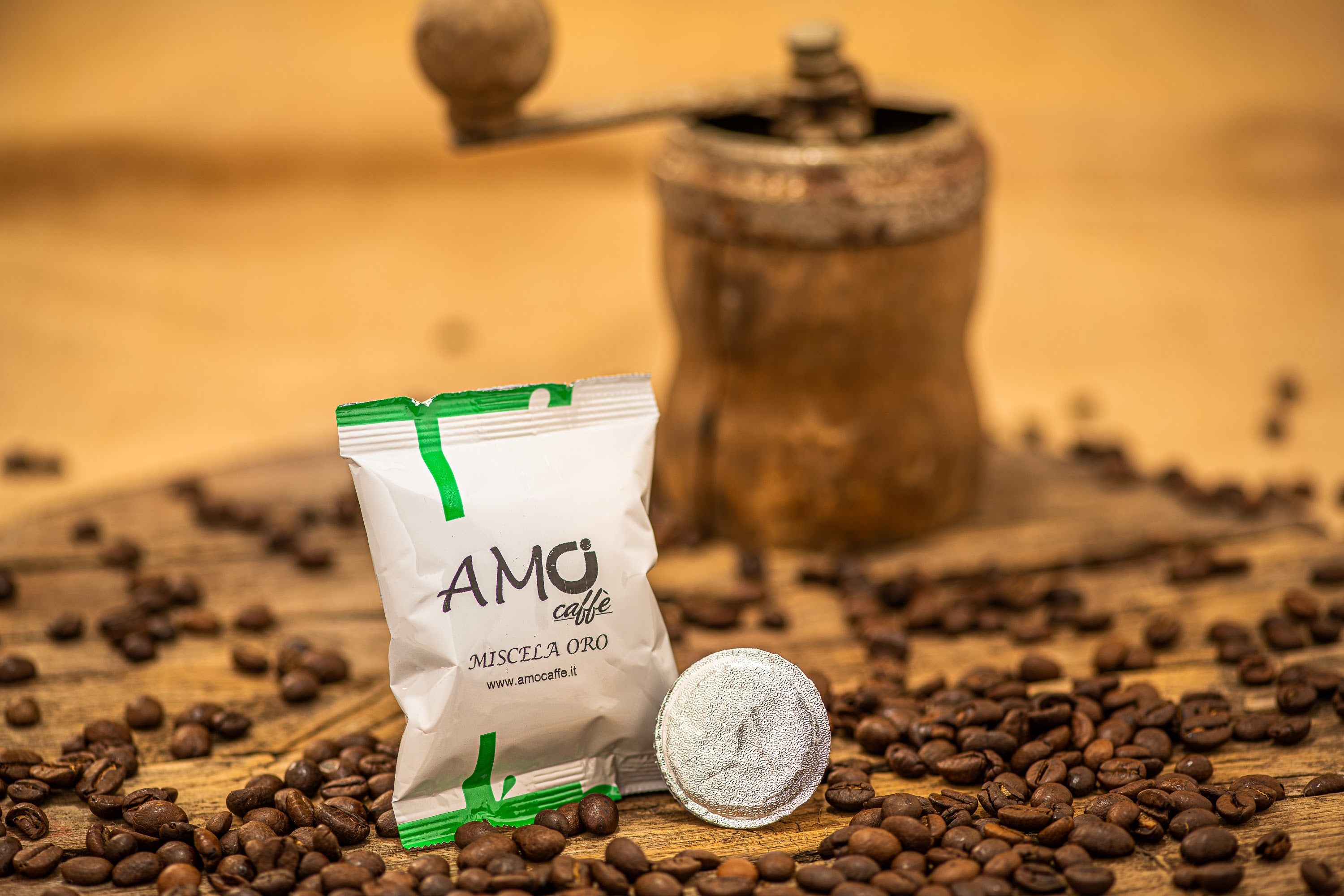 AMO CAFFÈ IN CAPSULA COMPATIBILE NESPRESSO MISCELA ORO SPECIALE (0,30€/1 PZ.) -100PZ