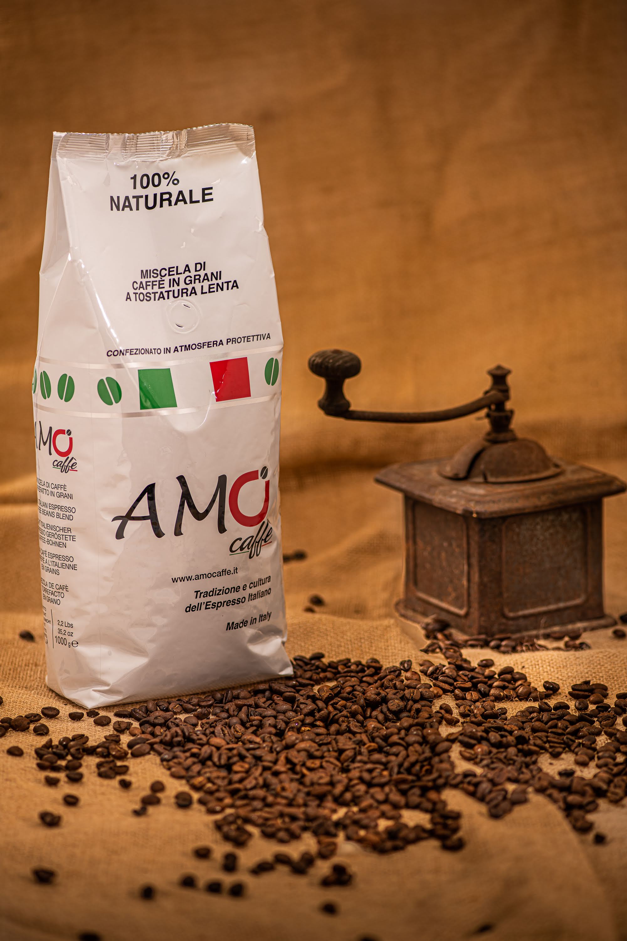 AMO CAFFE MISCELA DEK 100% ARABICA- MISCELA DI CAFFE IN GRANI A TOSTATURA LENTA