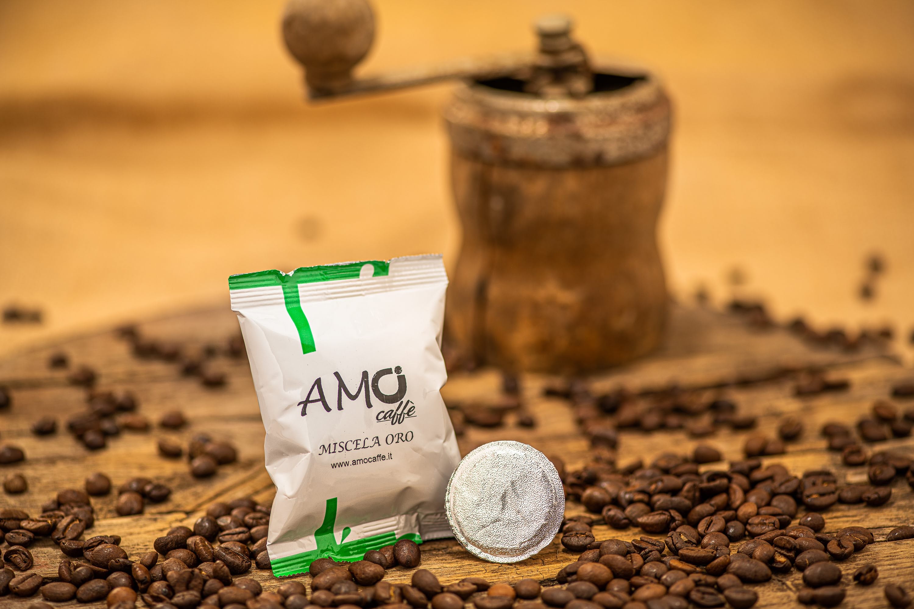 AMO CAFFÈ IN CAPSULA COMPATIBILE  NESPRESSO MISCELA ORO SPECIALE (0,30€/1 PZ.) -100PZ